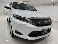 Toyota Harrier Premium 2.0 Sunroof 2016 White Rear Entertainment